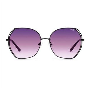 Quay “Big Love” sunnies